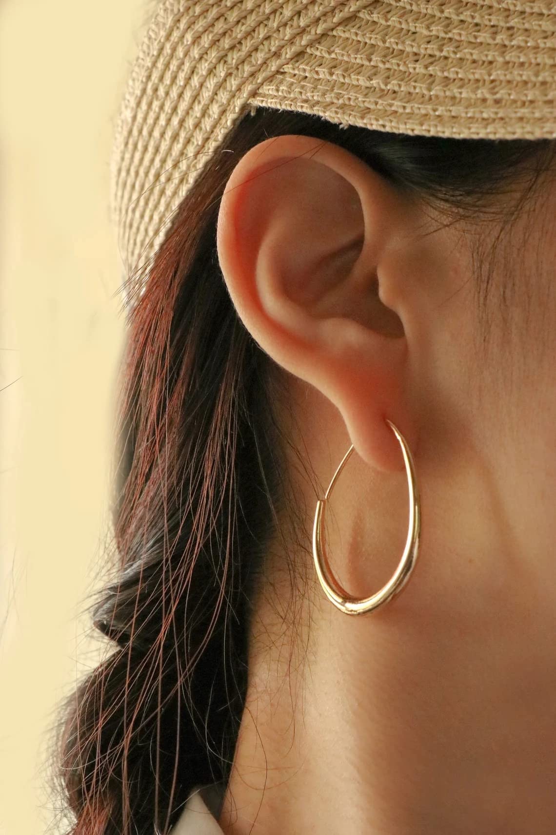 VENOCO Geometric Light Luxury Vintage Dainty Earring
