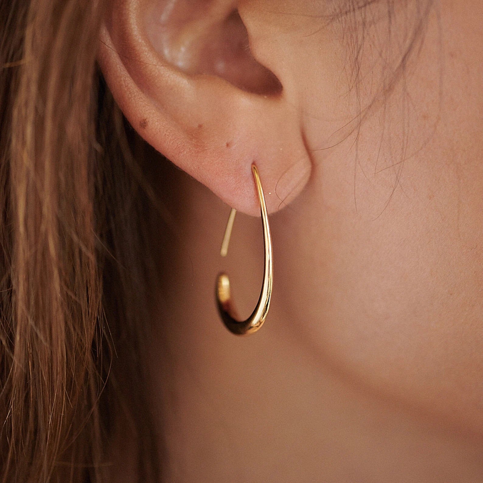 VENOCO Geometric Light Luxury Vintage Dainty Earring