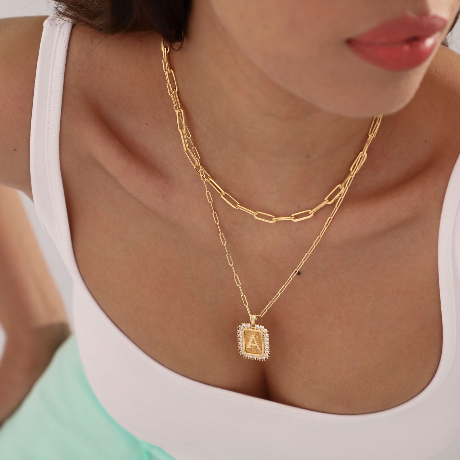 VENOCO Double-Layer Combination Initial Necklace
